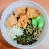 かりかりチーズお肉のお蕎麦★